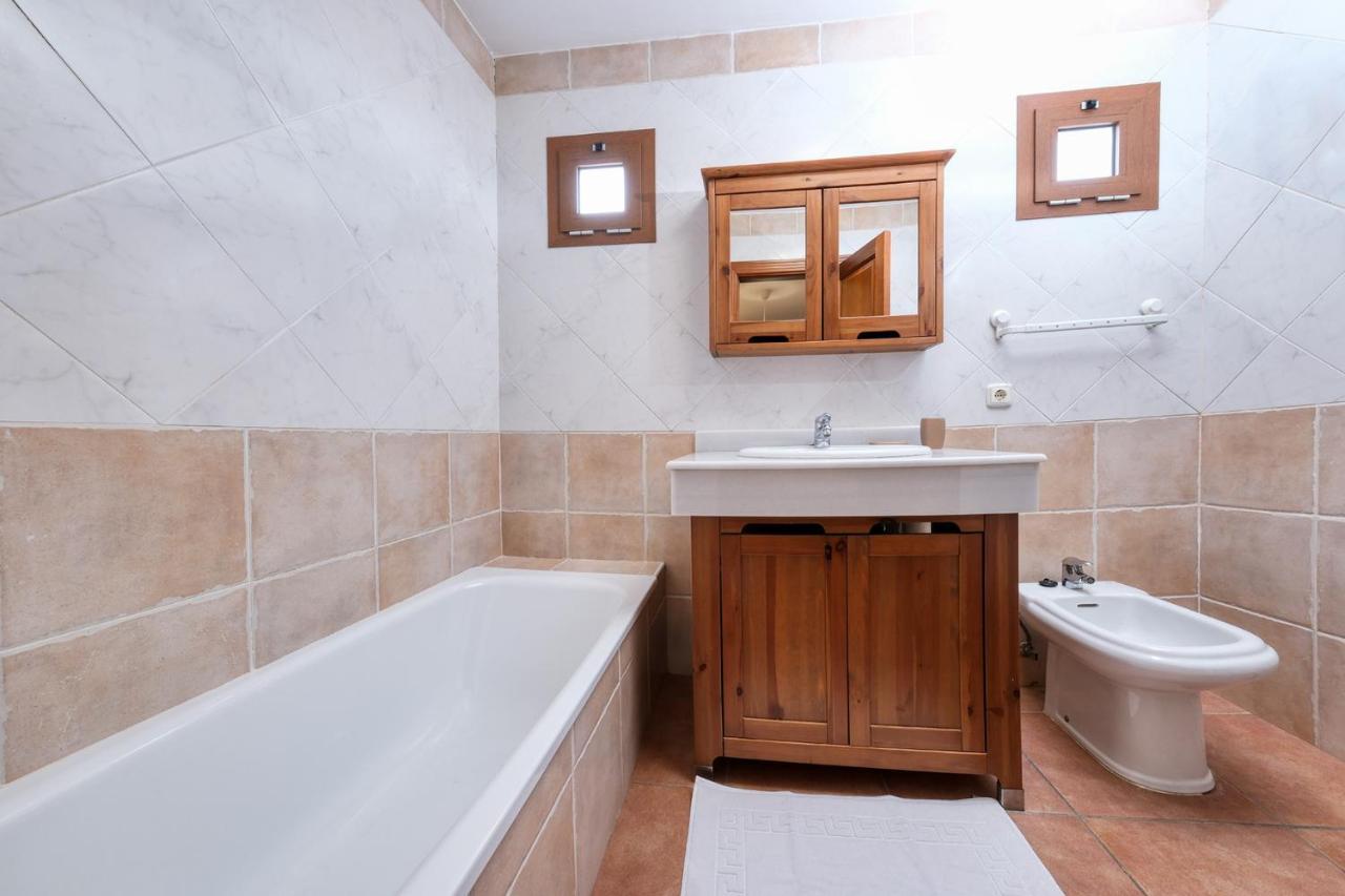 Casa Elin-Shared Pool, Fast Wifi Villa Costa Teguise Eksteriør bilde